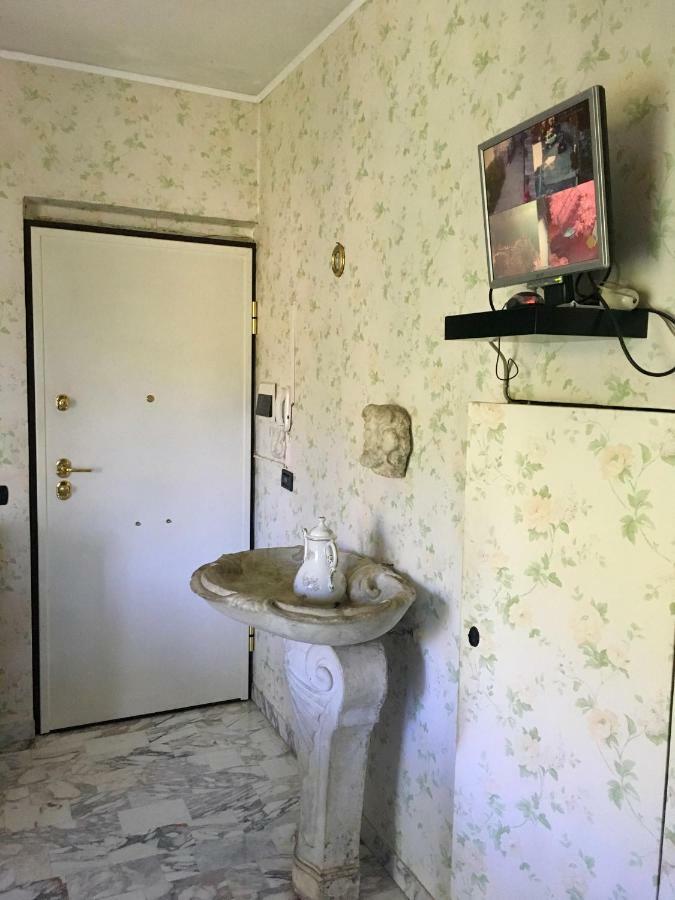 Il Nido Della Rondine Bed and Breakfast Leivi Eksteriør billede